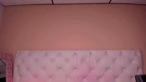 mariie_tayy online show from December 12, 2024, 10:52 pm