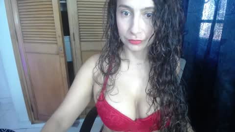 Snapshot of marilynetthan chatting on December 6, 2024, 1:11 pm marilynetthan online show from December 6, 2024, 1:11 pm