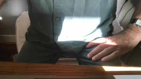 Snapshot of marklondonguy2023 chatting on September 22, 2025, 9:11 am marklondonguy2023 online show from September 22, 2025, 9:11 am