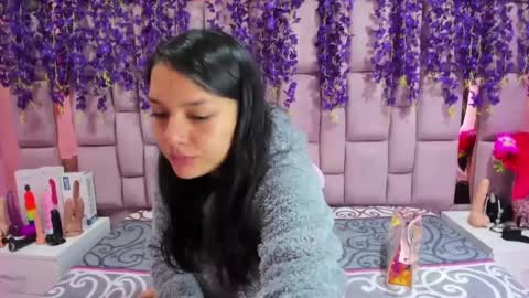 Snapshot of marlyanal chatting on January 23, 2025, 1:24 pm Marly Anal online show from January 23, 2025, 1:24 pm
