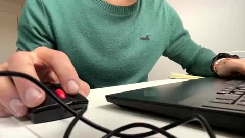 Snapshot of marsupilami_82_ chatting on December 19, 2024, 10:34 am marsupilami_82_ online show from December 19, 2024, 10:34 am