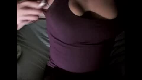 Snapshot of martamoontrans chatting on February 10, 2025, 3:24 am martamoontrans online show from February 10, 2025, 3:24 am