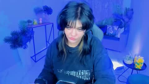 Snapshot of maryharrys chatting on September 17, 2025, 9:05 pm Mary online show from September 17, 2025, 9:05 pm