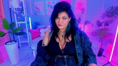 Snapshot of maryharrys chatting on October 17, 2025, 9:17 pm Mary online show from October 17, 2025, 9:17 pm