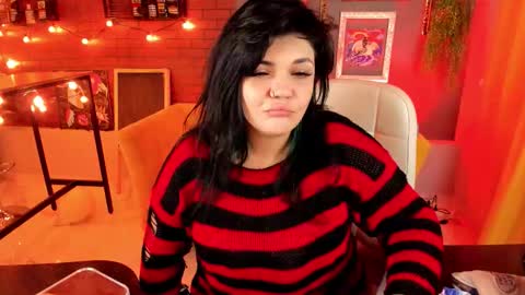 Snapshot of maryharrys chatting on October 19, 2025, 8:42 pm Mary online show from October 19, 2025, 8:42 pm