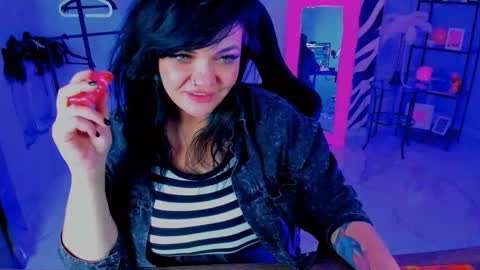 Snapshot of maryharrys chatting on October 21, 2025, 8:31 pm Mary online show from October 21, 2025, 8:31 pm