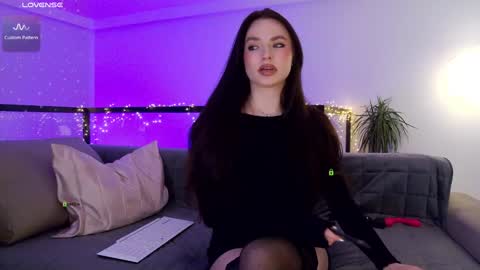 Snapshot of marypsiss chatting on January 8, 2025, 7:56 pm Marina online show from January 8, 2025, 7:56 pm