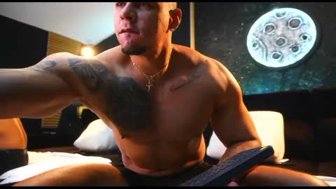 Snapshot of massimowalton2 chatting on November 2, 2025, 12:07 pm massimowalton2 online show from November 2, 2025, 12:07 pm