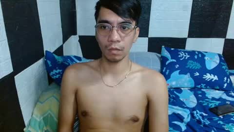 Snapshot of massive_boner02 chatting on December 10, 2024, 7:05 am massive_boner02 online show from December 10, 2024, 7:05 am