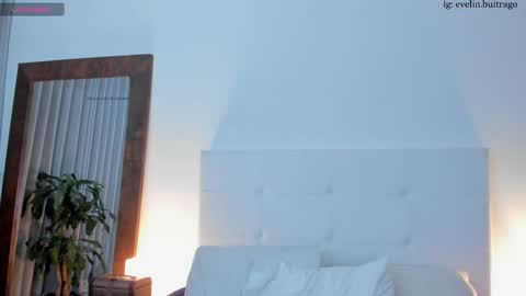 Snapshot of massivecockfuckbunny chatting on February 19, 2025, 2:01 am Eve   Independent model online show from February 19, 2025, 2:01 am
