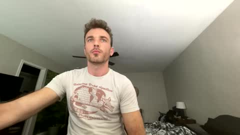 Snapshot of master_louie chatting on December 14, 2024, 4:20 pm muskyjockdick online show from December 14, 2024, 4:20 pm