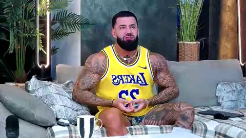 Snapshot of masterkingofmuscle chatting on November 10, 2025, 8:46 am masterkingofmuscle online show from November 10, 2025, 8:46 am