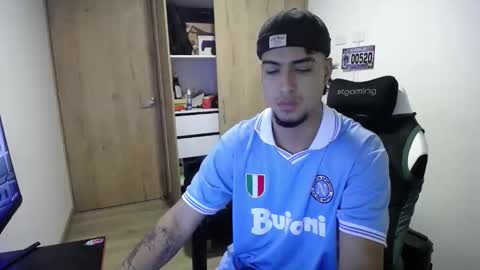 Snapshot of matias_bianco01 chatting on October 30, 2025, 2:35 am matias online show from October 30, 2025, 2:35 am