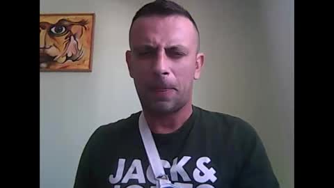 Snapshot of matoterzic48 chatting on October 25, 2025, 9:28 am toma online show from October 25, 2025, 9:28 am