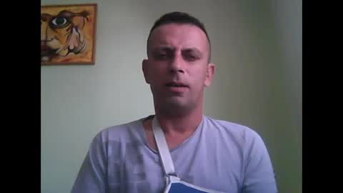 Snapshot of matoterzic48 chatting on October 27, 2025, 9:35 am toma online show from October 27, 2025, 9:35 am