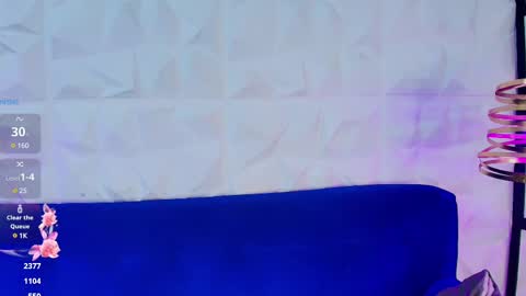 Snapshot of matti_sofia chatting on March 7, 2025, 10:32 pm TATIANA AND ROUS online show from March 7, 2025, 10:32 pm