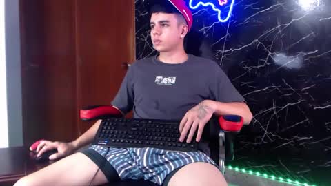 Snapshot of maty_hard chatting on January 9, 2025, 4:39 pm Matias online show from January 9, 2025, 4:39 pm