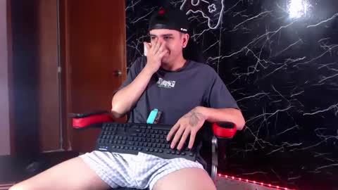 Snapshot of maty_hard chatting on February 5, 2025, 9:46 am Matias online show from February 5, 2025, 9:46 am