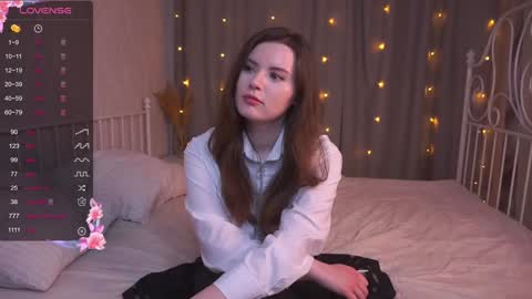 Snapshot of maudhaskell chatting on January 30, 2025, 4:55 pm Lily online show from January 30, 2025, 4:55 pm