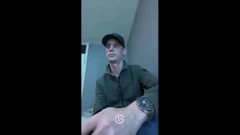 Snapshot of maxbose666 chatting on January 20, 2025, 12:18 pm Max online show from January 20, 2025, 12:18 pm