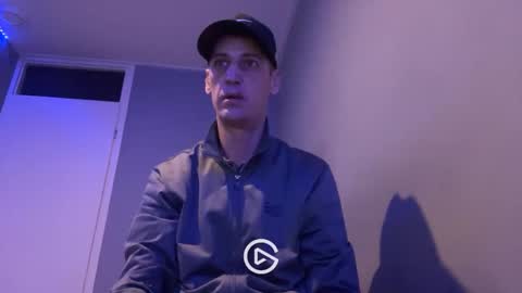 Snapshot of maxbose666 chatting on February 22, 2025, 5:02 pm Max online show from February 22, 2025, 5:02 pm