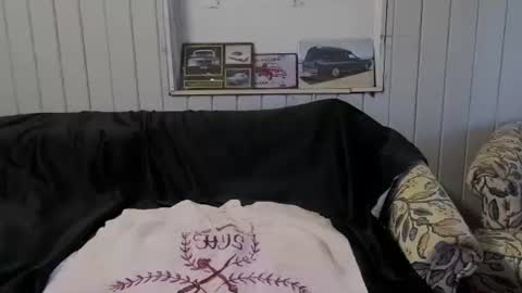 Snapshot of maximus_oreally chatting on January 5, 2025, 3:22 am Max online show from January 5, 2025, 3:22 am