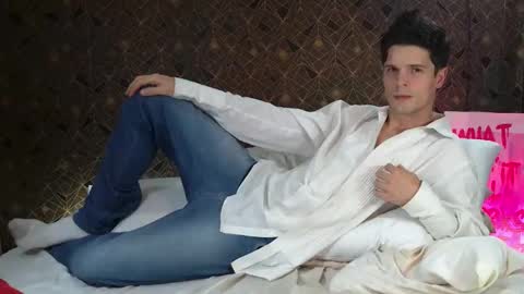 Snapshot of maxtopboy chatting on September 16, 2025, 5:52 am Max online show from September 16, 2025, 5:52 am