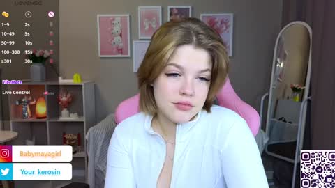 Snapshot of maya_blonde18 chatting on January 26, 2025, 9:29 am Maya online show from January 26, 2025, 9:29 am