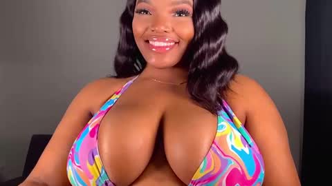 Snapshot of maybabi chatting on December 23, 2024, 3:12 pm MayBabi online show from December 23, 2024, 3:12 pm