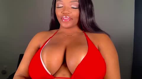 Snapshot of maybabi chatting on January 4, 2025, 2:04 pm MayBabi online show from January 4, 2025, 2:04 pm