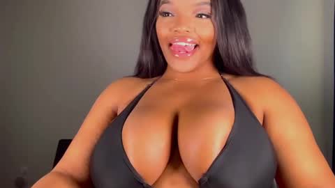 Snapshot of maybabi chatting on January 26, 2025, 3:25 pm MayBabi online show from January 26, 2025, 3:25 pm