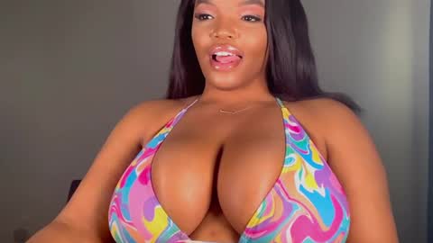 Snapshot of maybabi chatting on February 1, 2025, 4:11 pm MayBabi online show from February 1, 2025, 4:11 pm