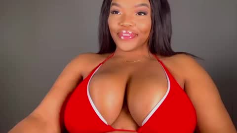 Snapshot of maybabi chatting on February 2, 2025, 12:13 pm MayBabi online show from February 2, 2025, 12:13 pm