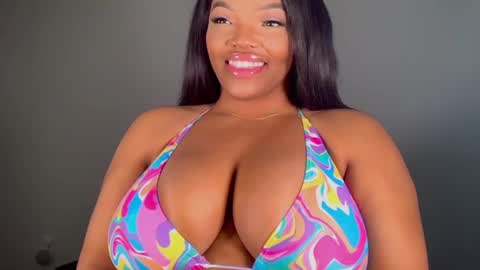 Snapshot of maybabi chatting on February 5, 2025, 11:55 am MayBabi online show from February 5, 2025, 11:55 am