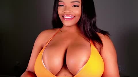 Snapshot of maybabi chatting on February 10, 2025, 11:46 am MayBabi online show from February 10, 2025, 11:46 am