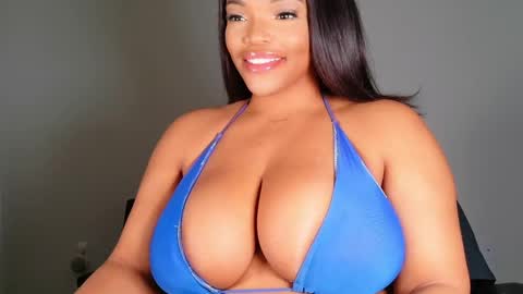 Snapshot of maybabi chatting on February 22, 2025, 12:19 pm MayBabi online show from February 22, 2025, 12:19 pm