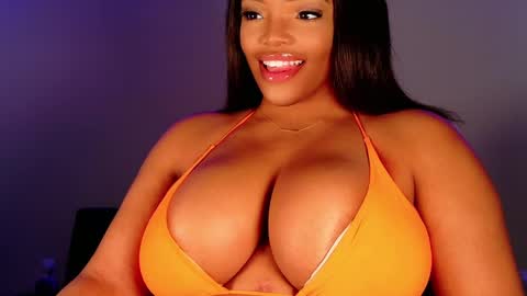 Snapshot of maybabi chatting on March 11, 2025, 12:39 pm MayBabi online show from March 11, 2025, 12:39 pm