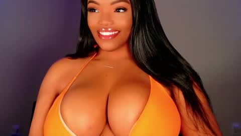 Snapshot of maybabi chatting on October 6, 2025, 11:18 am MayBabi online show from October 6, 2025, 11:18 am