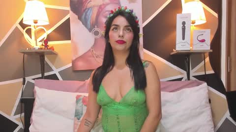 MaylinFox online show from October 22, 2025, 2:06 pm