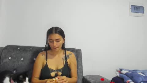 Snapshot of mayte_sexy3 chatting on October 15, 2025, 1:22 pm Mayte  online show from October 15, 2025, 1:22 pm