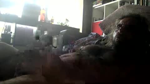 Snapshot of mazl0w chatting on January 4, 2025, 5:27 am mazl0w online show from January 4, 2025, 5:27 am