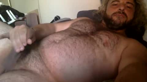 Snapshot of mazl0w chatting on March 11, 2025, 2:43 am mazl0w online show from March 11, 2025, 2:43 am