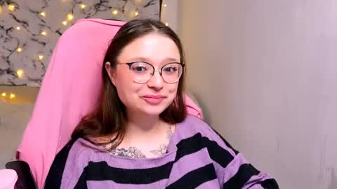 Snapshot of me_hanna chatting on February 13, 2025, 3:07 am Hanna online show from February 13, 2025, 3:07 am