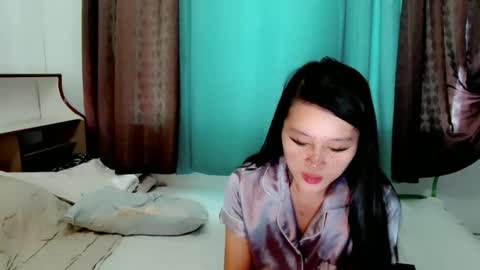 Snapshot of mea_mm19 chatting on September 19, 2025, 1:40 am mea_mm19 online show from September 19, 2025, 1:40 am