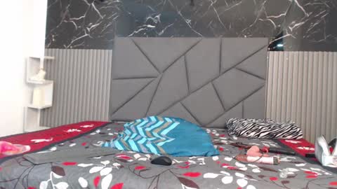 Snapshot of megan_stathan chatting on December 5, 2024, 12:19 am Megan online show from December 5, 2024, 12:19 am