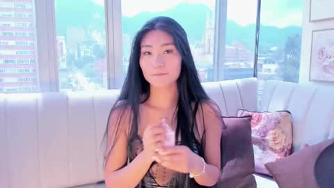 Snapshot of megann__sweet chatting on March 8, 2025, 4:17 pm Mara online show from March 8, 2025, 4:17 pm