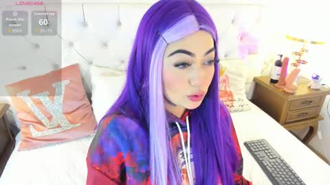 Snapshot of meganstar__ chatting on October 2, 2025, 11:50 am Megan online show from October 2, 2025, 11:50 am