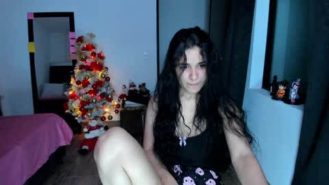 Snapshot of meganxue18 chatting on December 19, 2024, 12:56 am Megan Xue online show from December 19, 2024, 12:56 am