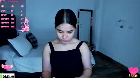 Snapshot of meganxue18 chatting on October 28, 2025, 12:25 am Megan Xue online show from October 28, 2025, 12:25 am