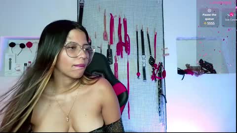 Snapshot of meggan_greey chatting on January 14, 2025, 10:23 pm Your best slave  online show from January 14, 2025, 10:23 pm